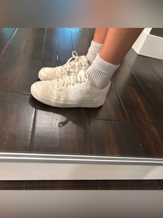 Nike Shoes - Woman’s Nike shoes